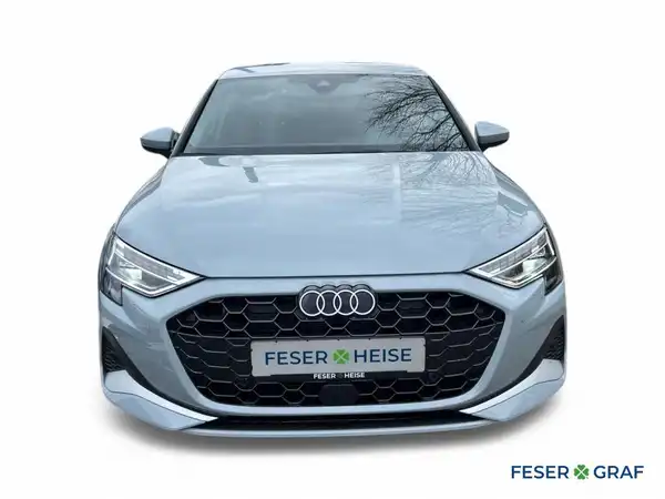 AUDI A3 LIMOUSINE (2/20)