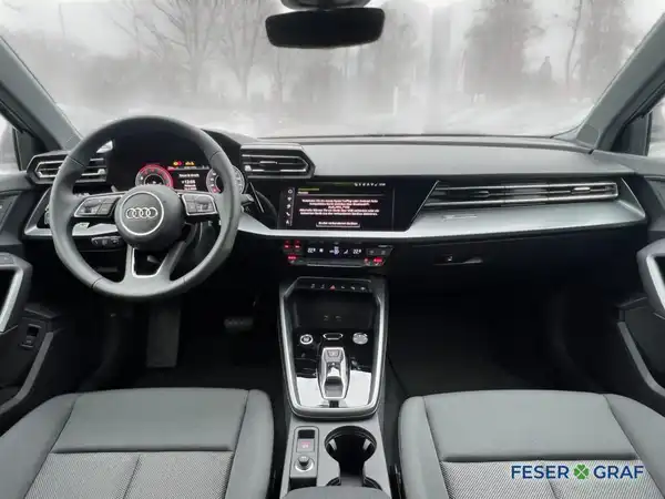 AUDI A3 LIMOUSINE (8/20)