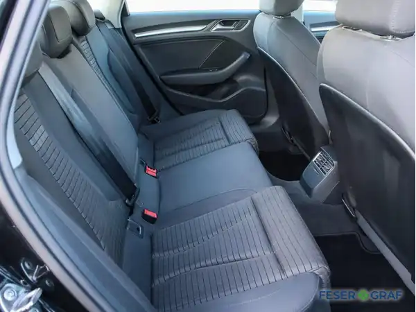 AUDI A3 LIMOUSINE (6/14)