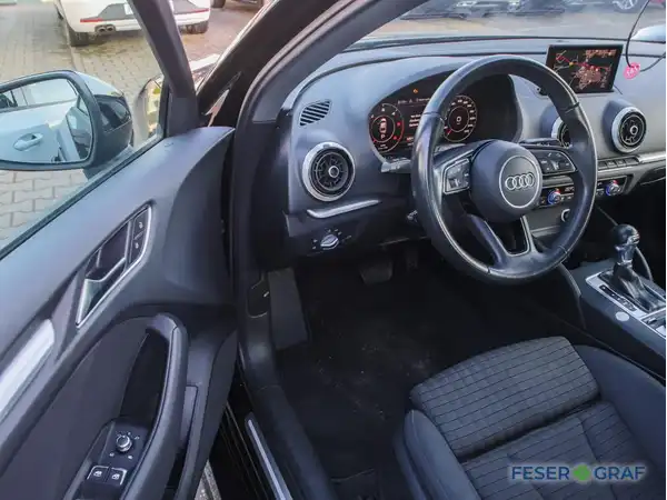 AUDI A3 LIMOUSINE (10/14)