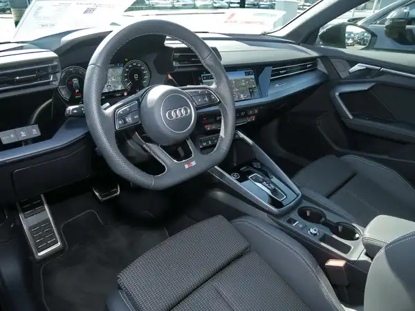 AUDI A3 SPORTBACK (8/14)