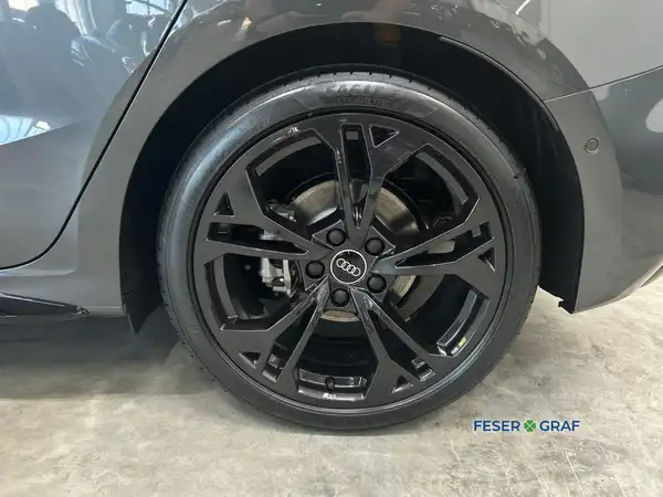 AUDI A3 SPORTBACK (8/23)