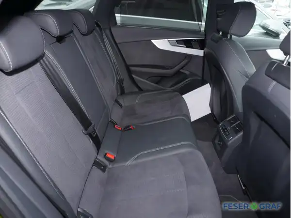 AUDI A4 AVANT (6/13)