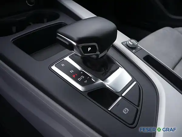 AUDI A4 LIMOUSINE (11/17)