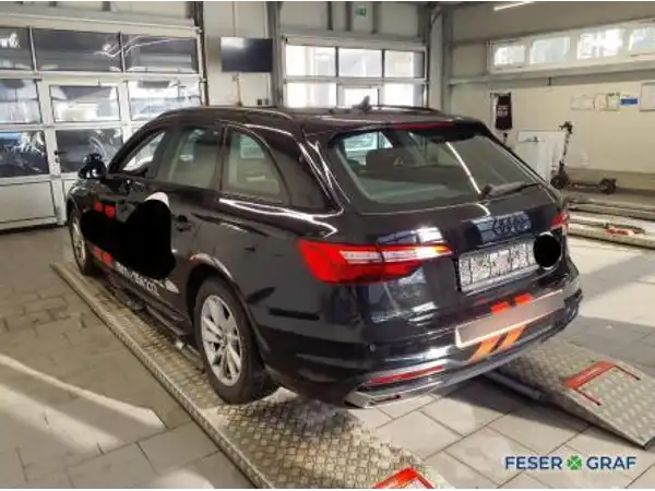AUDI A4 AVANT (4/11)