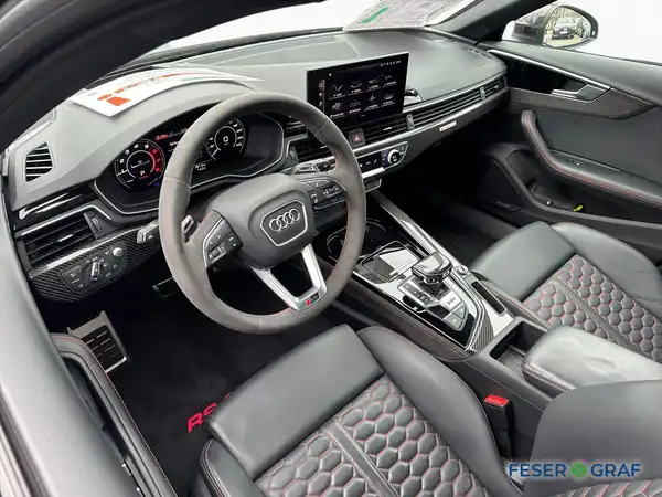 AUDI RS4 AVANT (8/20)
