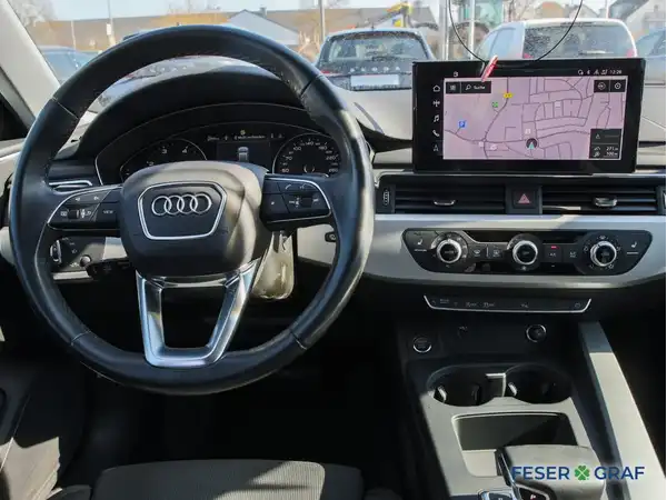 AUDI A4 AVANT (10/16)