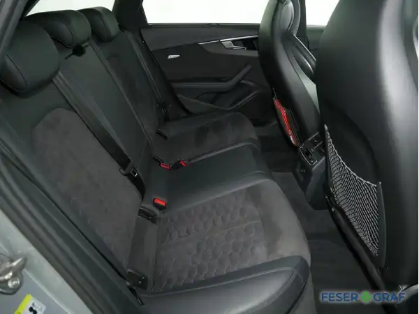 AUDI RS4 AVANT (7/20)