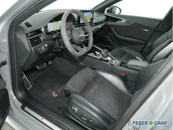 AUDI RS4 AVANT (8/20)