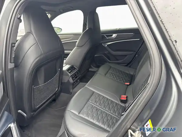 AUDI RS6 AVANT (12/19)