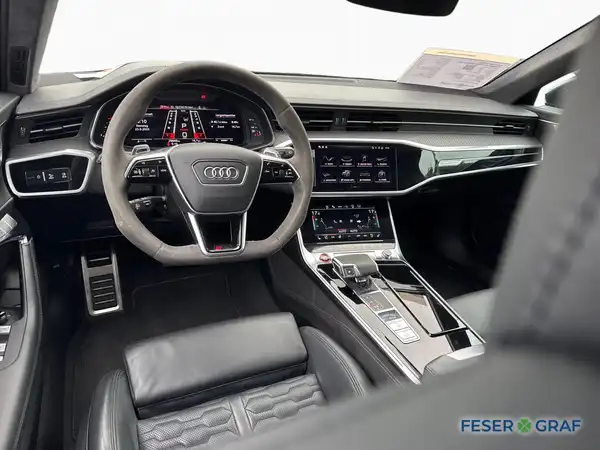 AUDI RS6 AVANT (8/19)