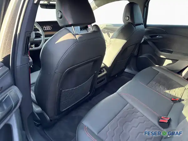 AUDI S6 AVANT (11/18)