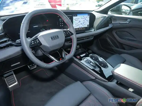 AUDI A6 AVANT (9/15)