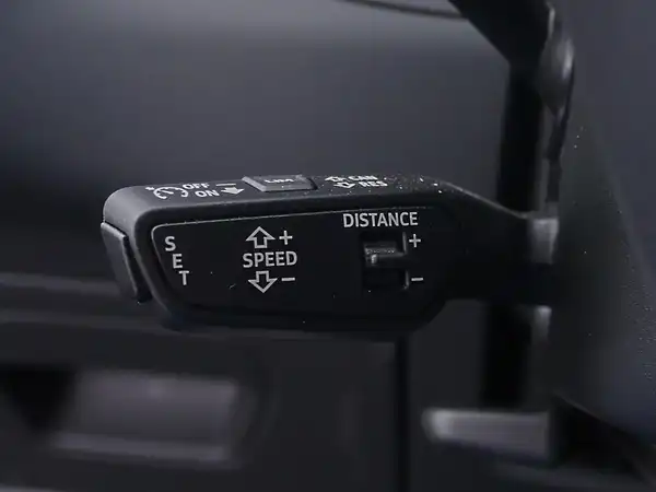 AUDI A6 AVANT (13/23)