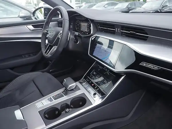 AUDI A6 AVANT (7/23)