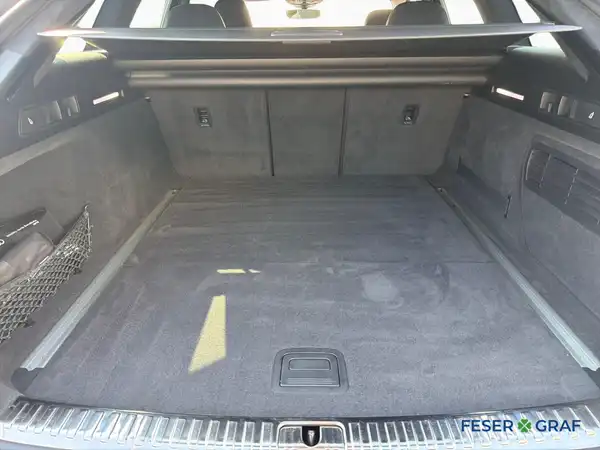 AUDI RS6 AVANT (8/20)