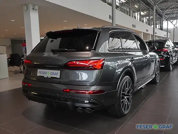 AUDI SQ7 (6/26)