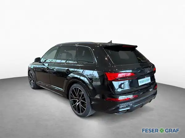 AUDI Q7 (9/21)