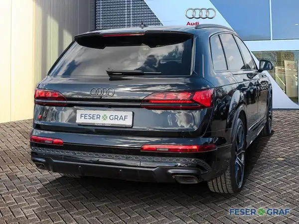 AUDI Q7 (2/17)