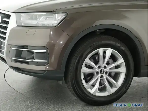 AUDI Q7 (15/19)