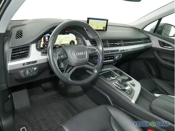 AUDI Q7 (7/19)