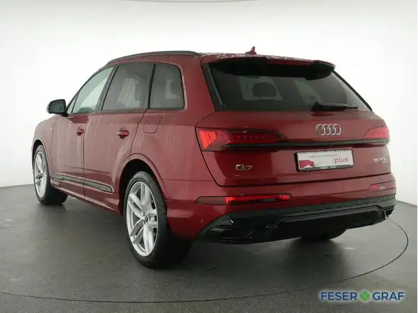 AUDI Q7 (13/19)