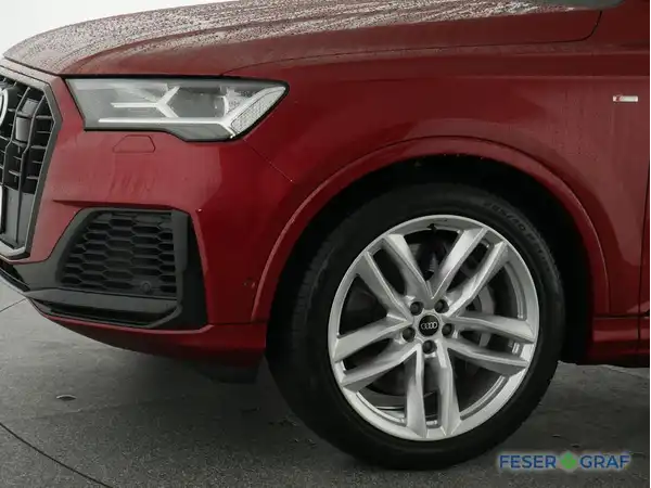 AUDI Q7 (15/19)
