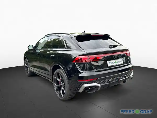 AUDI RS Q8 (5/18)