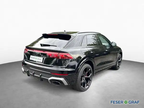 AUDI RS Q8 (7/18)