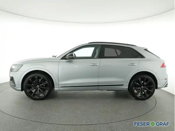 AUDI SQ8 (15/20)