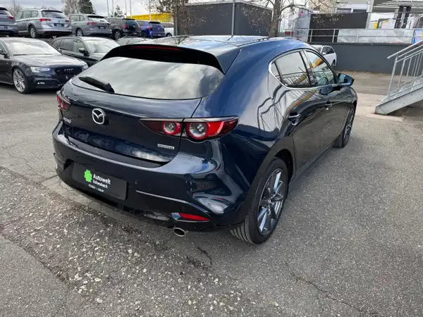 MAZDA 3 (6/22)