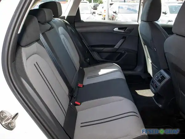 SEAT LEON SPORTSTOURER (6/14)