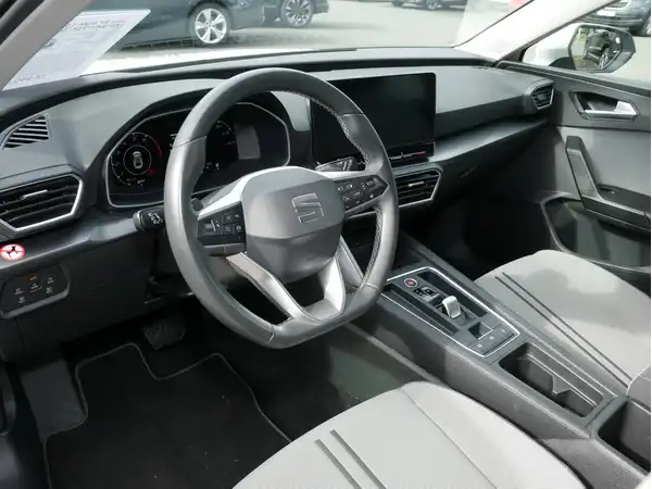 SEAT LEON SPORTSTOURER (5/9)