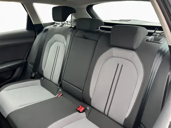 SEAT LEON SPORTSTOURER (12/18)