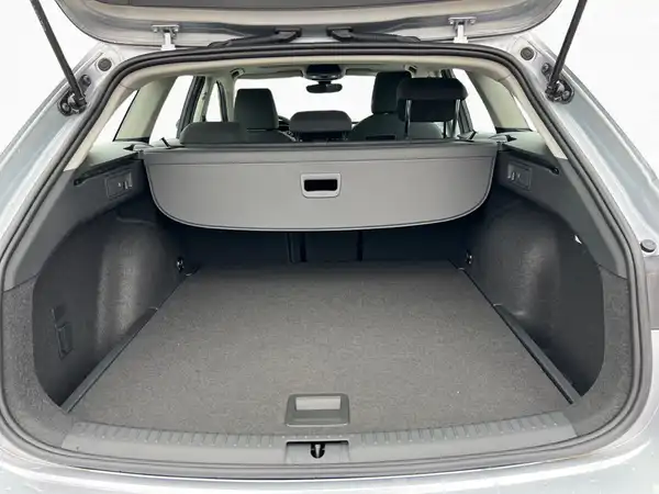 SEAT LEON SPORTSTOURER (14/18)