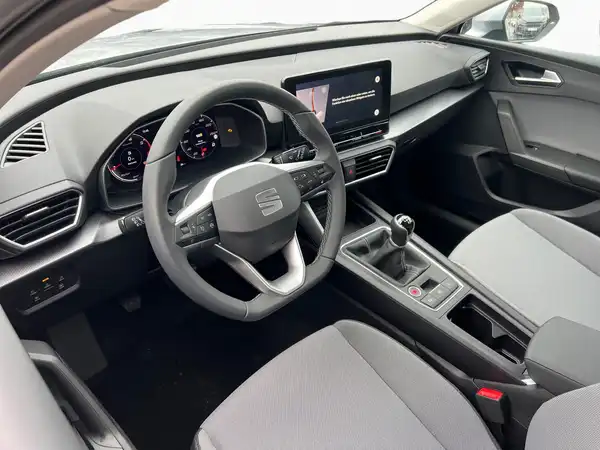 SEAT LEON SPORTSTOURER (9/18)