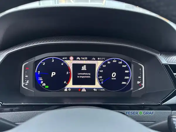 VW ARTEON SHOOTINGBRAKE (12/16)