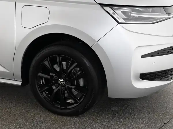 VW DER MULTIVAN (14/20)