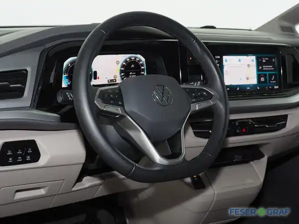 VW DER MULTIVAN (10/21)