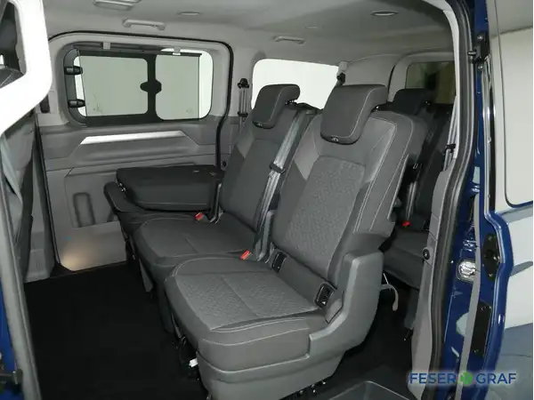 VW DER MULTIVAN (11/20)