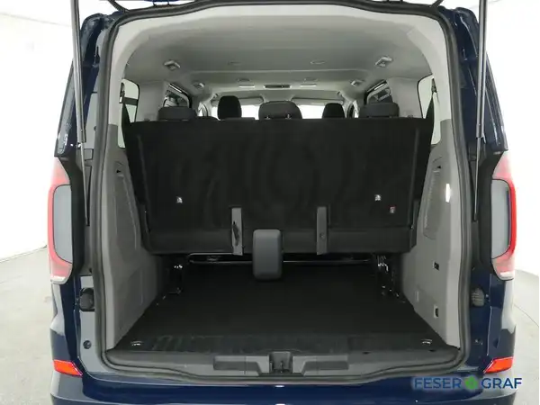 VW DER MULTIVAN (10/20)