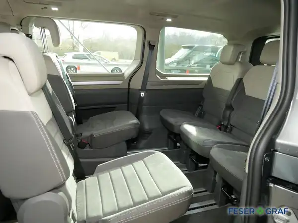 VW DER MULTIVAN (10/14)