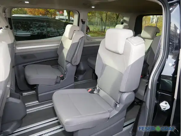 VW DER MULTIVAN (9/16)