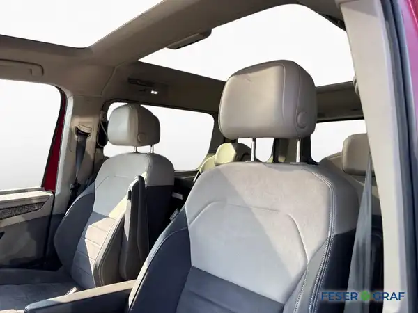 VW DER MULTIVAN (9/13)