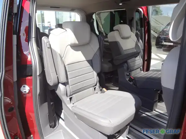 VW DER MULTIVAN (27/33)