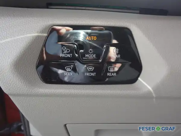 VW DER MULTIVAN (10/33)