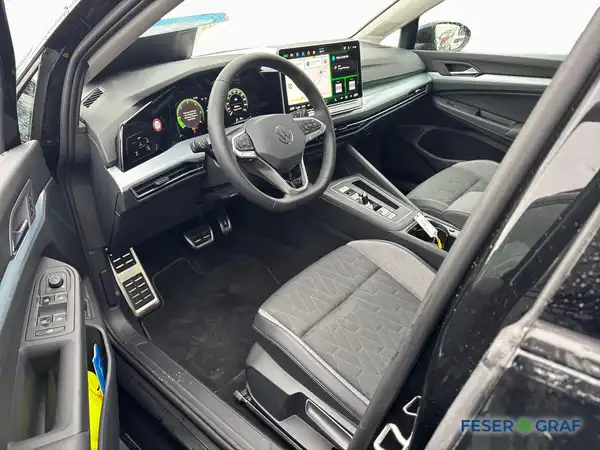 VW GOLF VARIANT (10/17)