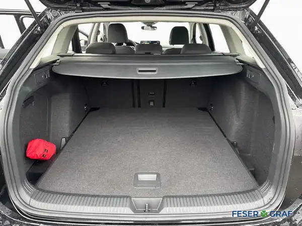 VW GOLF VARIANT (16/19)