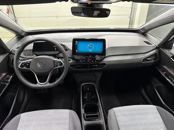 VW ID.3 (12/17)
