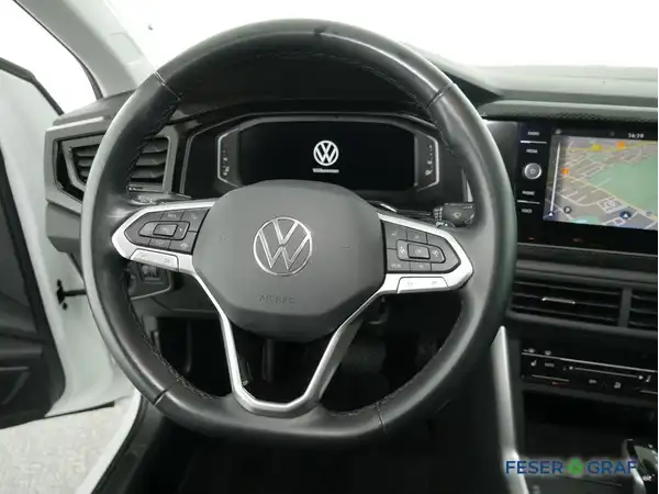 VW POLO (11/19)